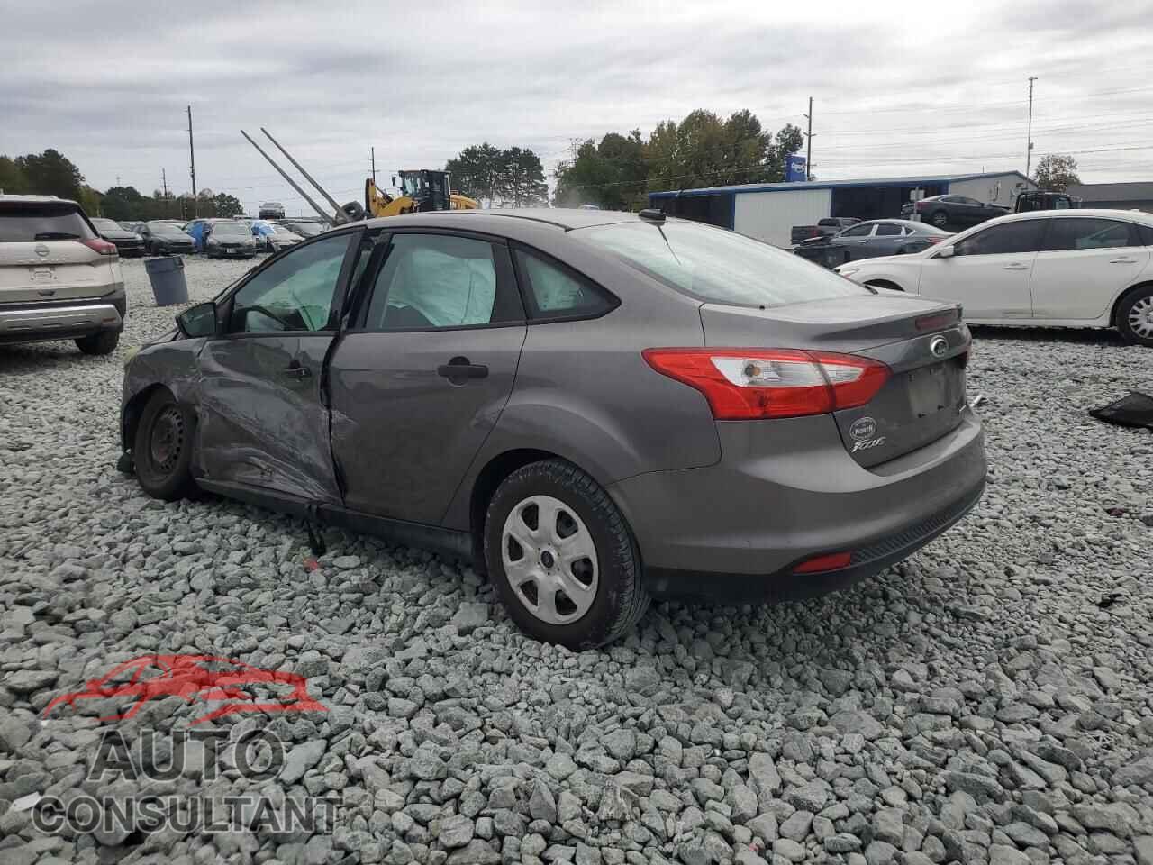 FORD FOCUS 2013 - 1FADP3E23DL219375