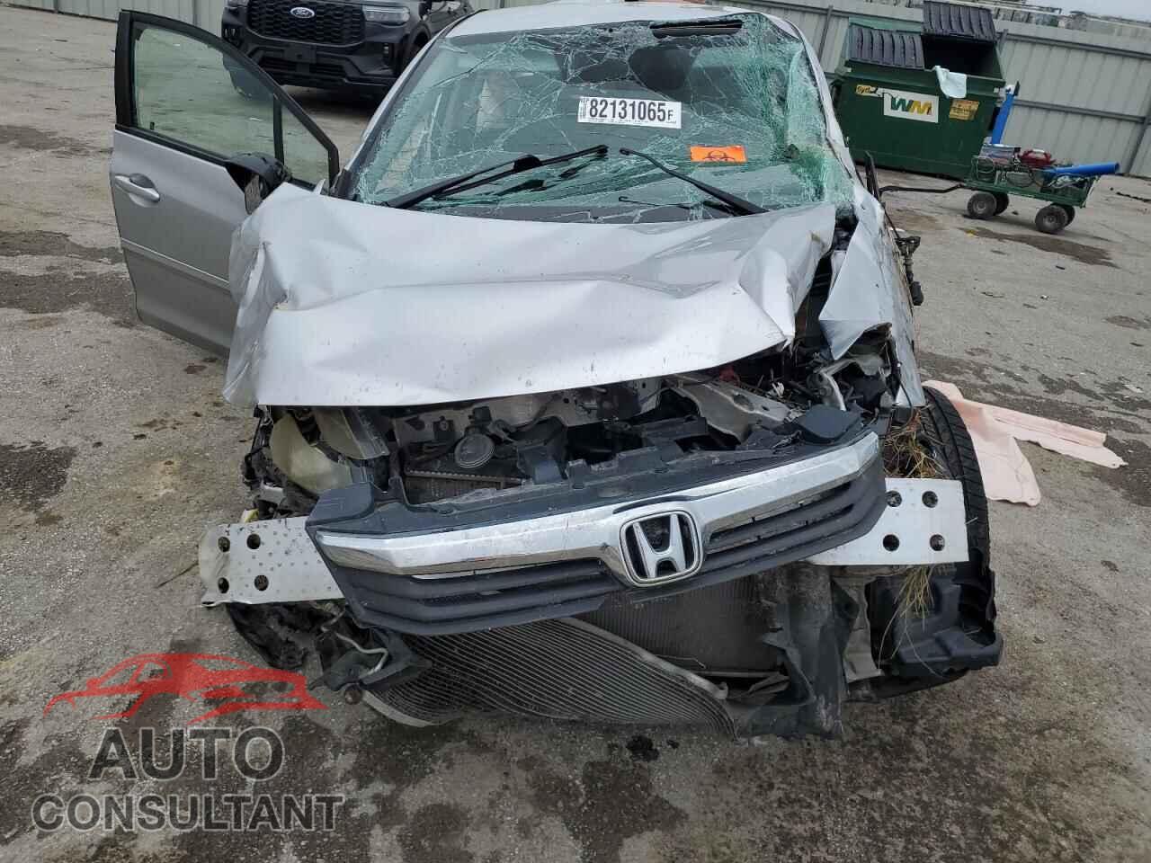 HONDA CIVIC 2012 - 19XFB2F58CE075785