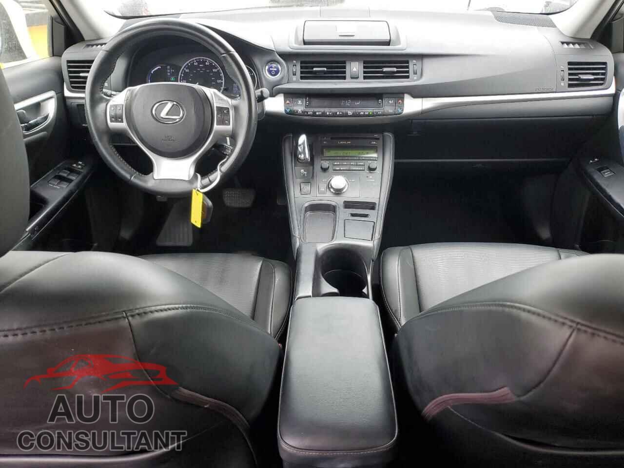 LEXUS CT 200 2012 - JTHKD5BH3C2112165