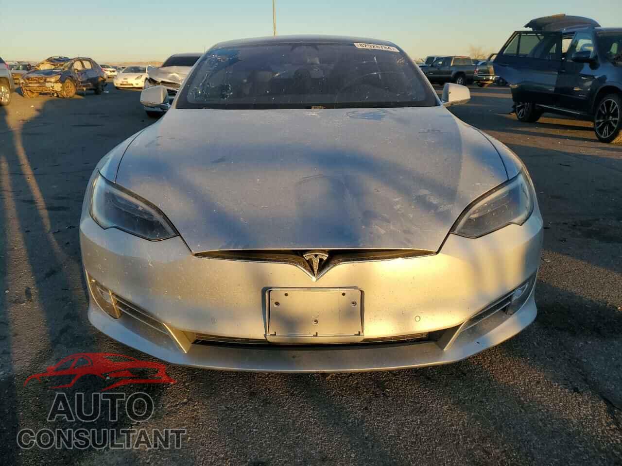 TESLA MODEL S 2018 - 5YJSA1E21JF241638