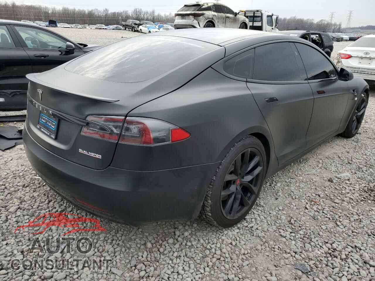 TESLA MODEL S 2018 - 5YJSA1E25JF244168