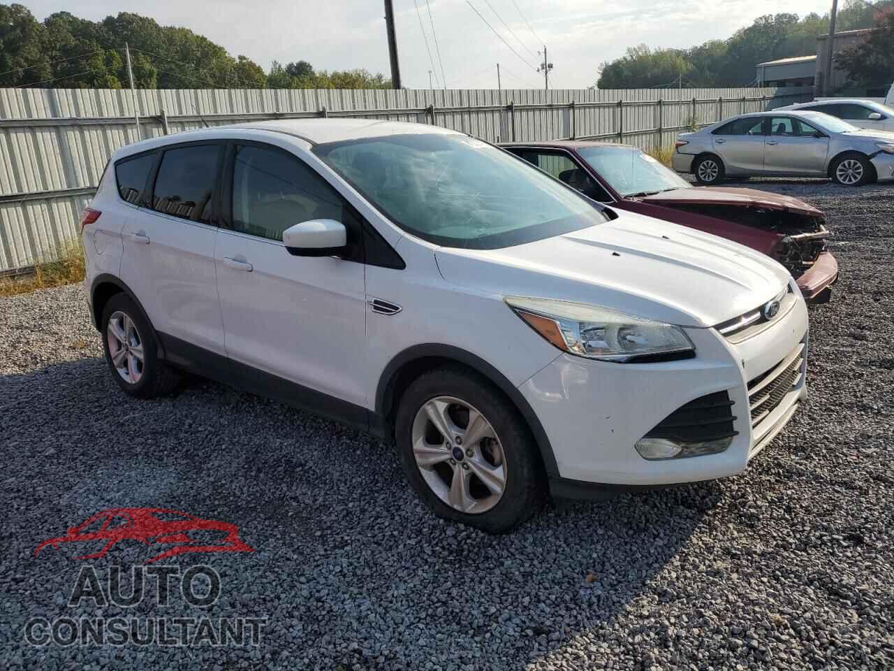 FORD ESCAPE 2016 - 1FMCU0GX7GUB62064