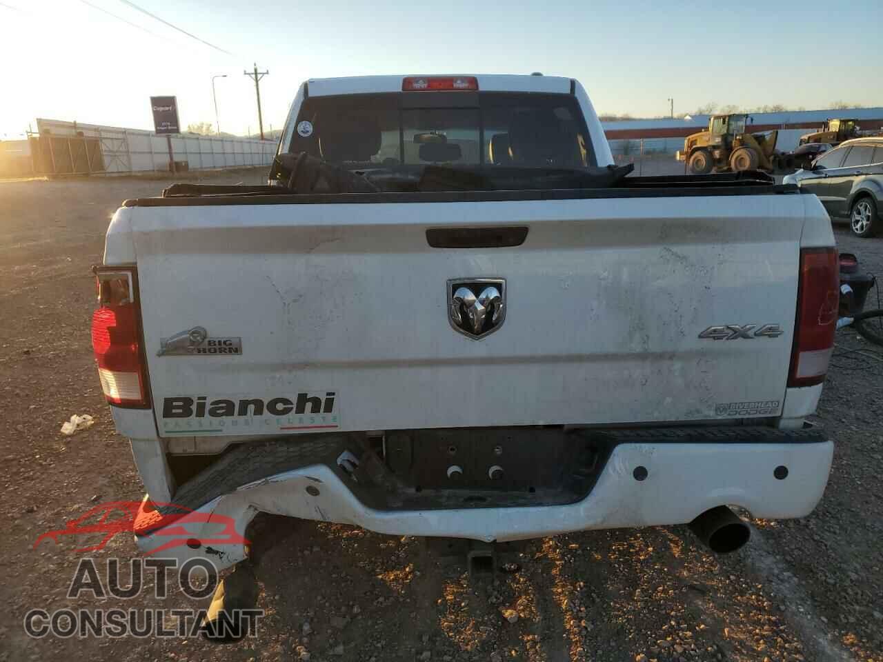 DODGE RAM 1500 2012 - 1C6RD7MT6CS258385