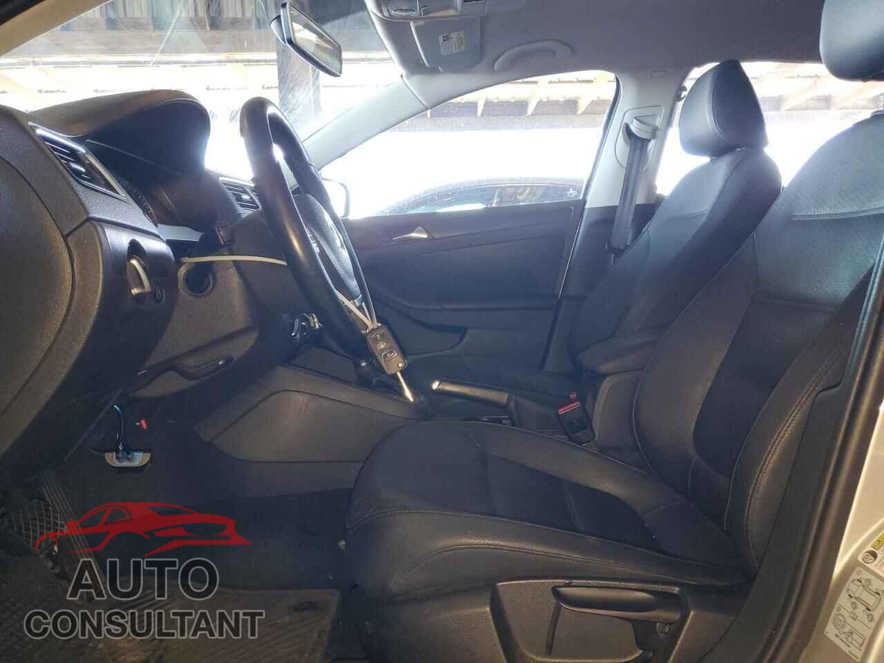 VOLKSWAGEN JETTA 2012 - 3VWDP7AJ4CM301429
