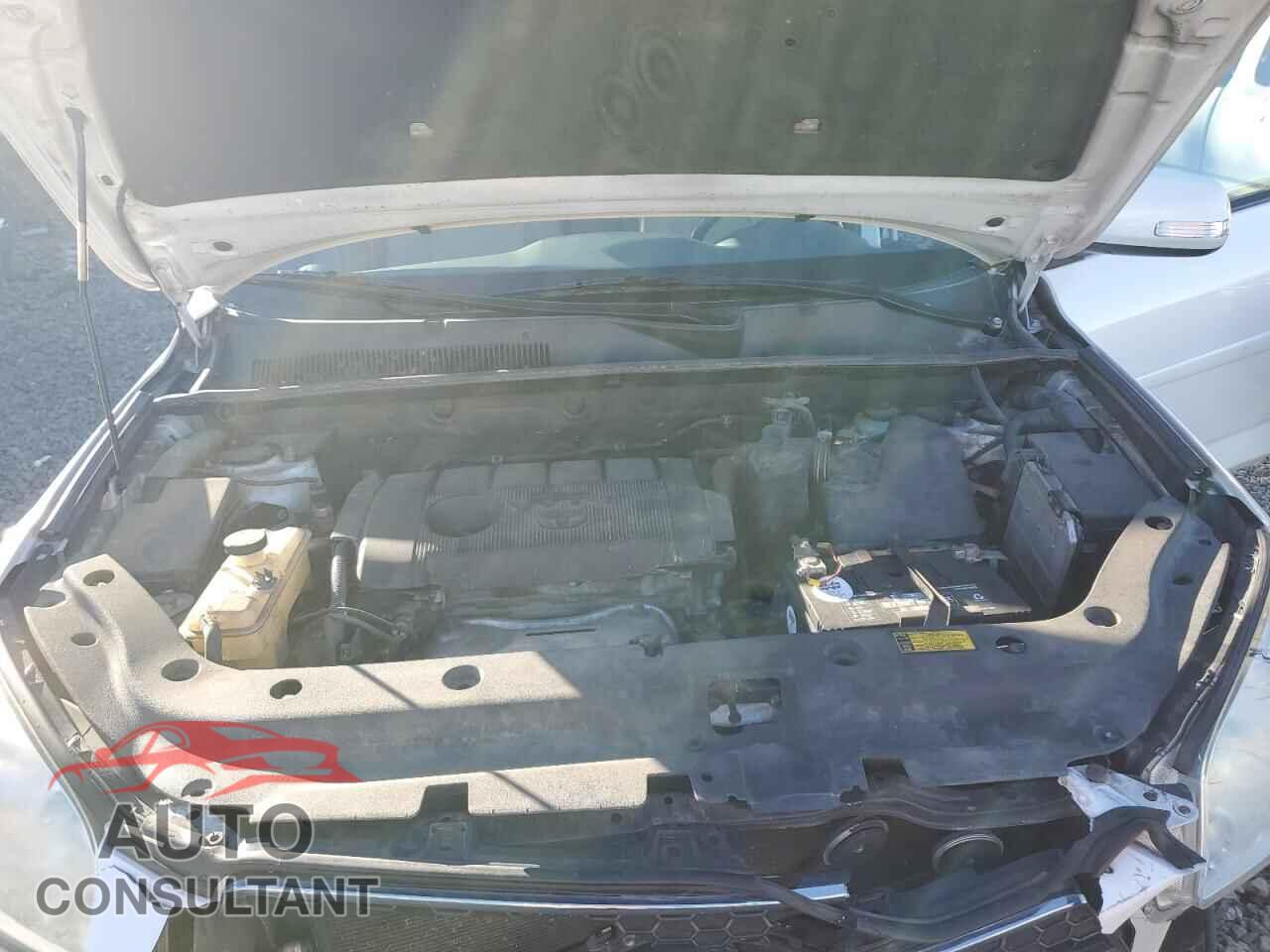 TOYOTA RAV4 2011 - 2T3DF4DV6BW134751