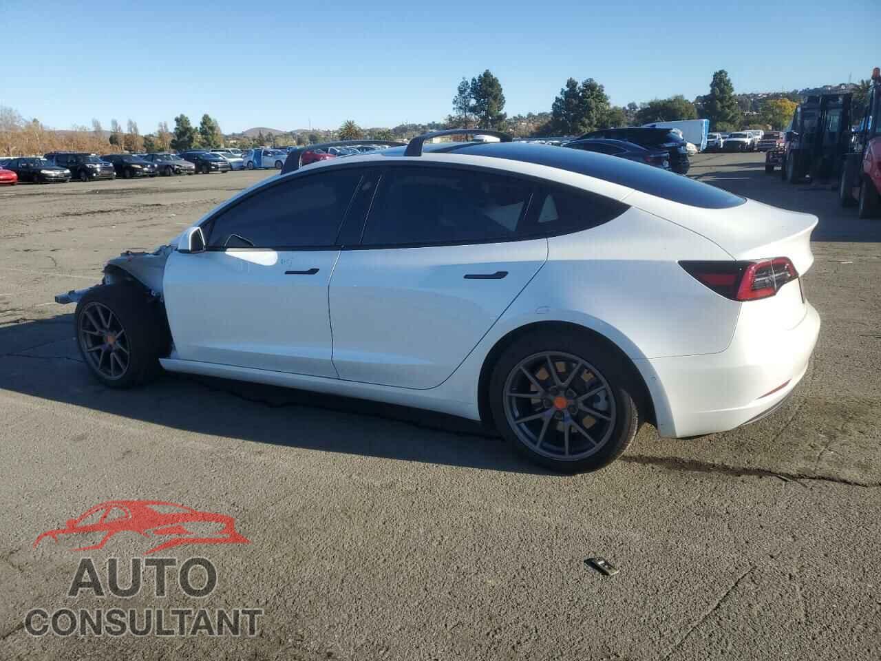 TESLA MODEL 3 2021 - 5YJ3E1EB1MF938885