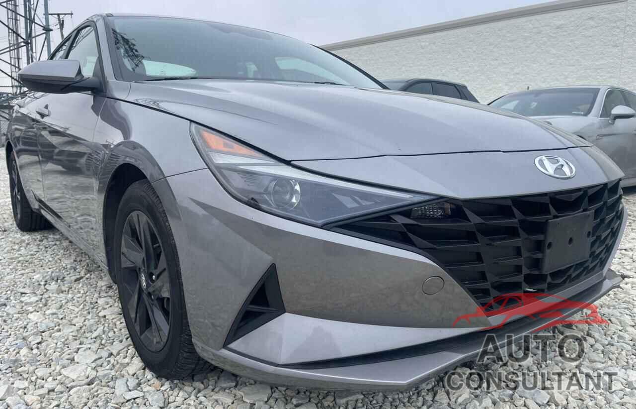 HYUNDAI ELANTRA 2022 - KMHLM4AG9NU335175