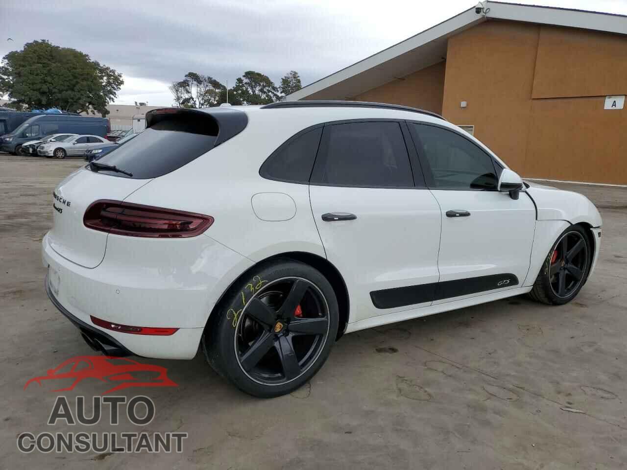 PORSCHE MACAN 2017 - WP1AG2A52HLB53266