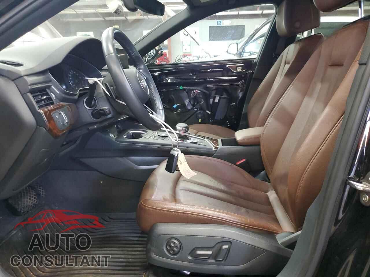 AUDI A4 2019 - WAUDNAF4XKA025534