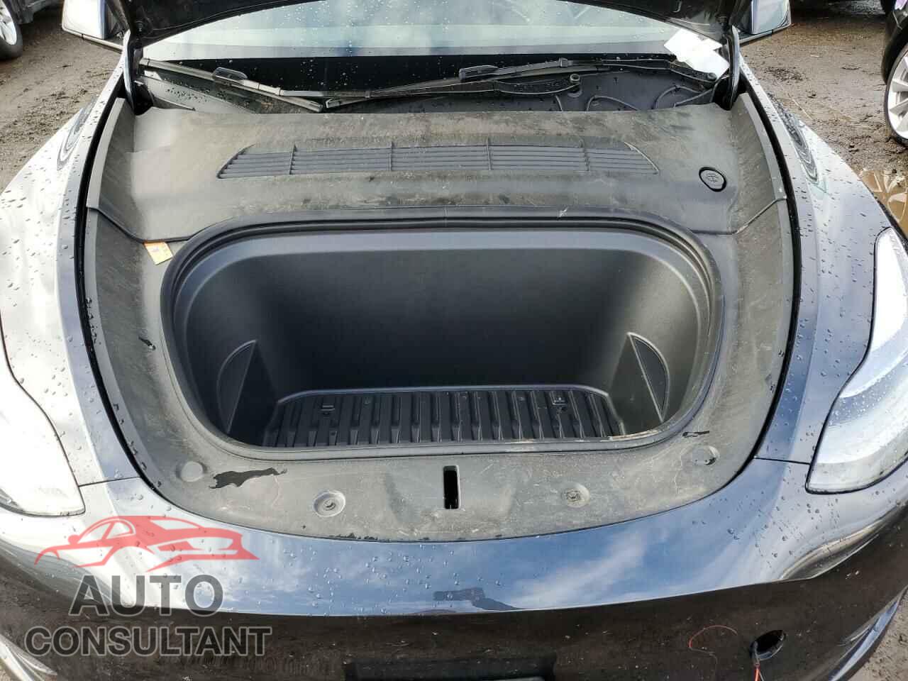 TESLA MODEL Y 2024 - 7SAYGAEE0RF023725