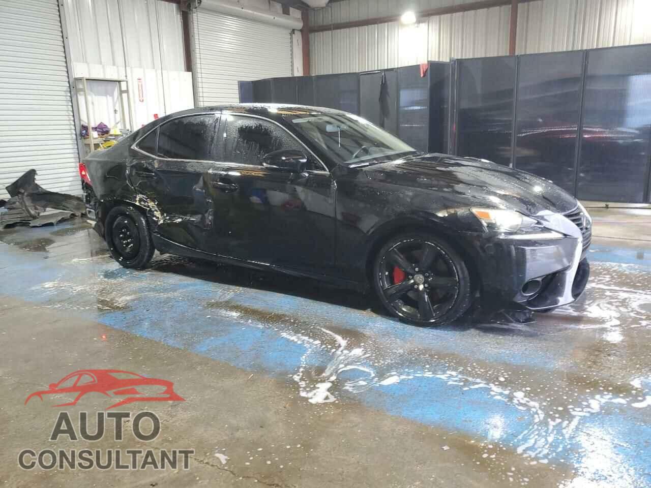 LEXUS IS 2015 - JTHBE1D23F5019809