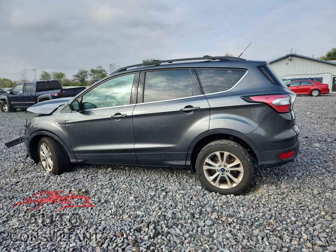 FORD ESCAPE 2017 - 1FMCU9GD1HUD46475