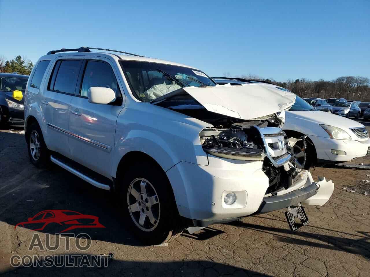 HONDA PILOT 2011 - 5FNYF4H95BB049131