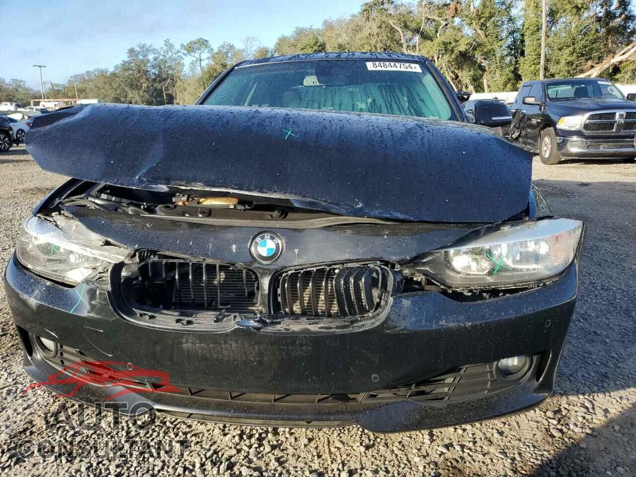 BMW 3 SERIES 2015 - WBA3A5C52FF610287