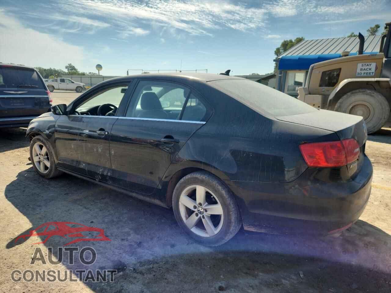 VOLKSWAGEN JETTA 2014 - 3VWLL7AJ1EM230037