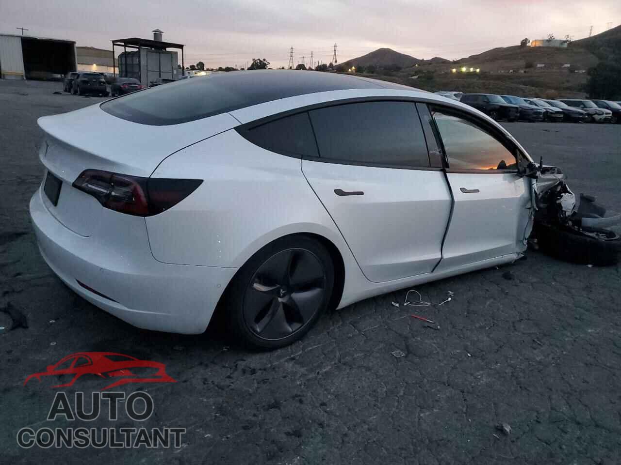 TESLA MODEL 3 2022 - 5YJ3E1EA6NF237977