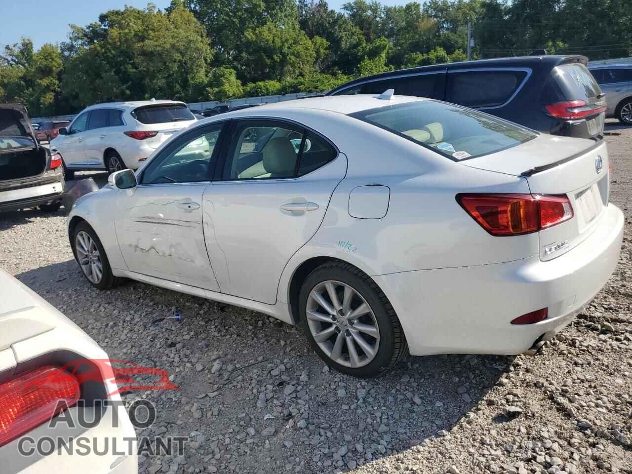 LEXUS IS 2010 - JTHCF5C24A5043555