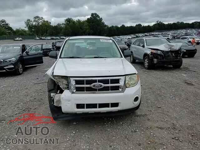 FORD ESCAPE 2010 - 1FMCU0C79AKB18642