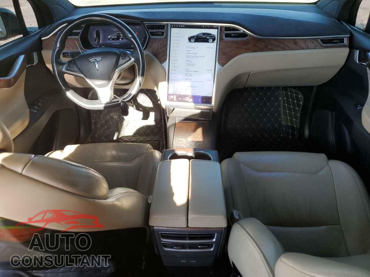 TESLA MODEL X 2016 - 5YJXCBE22GF030253