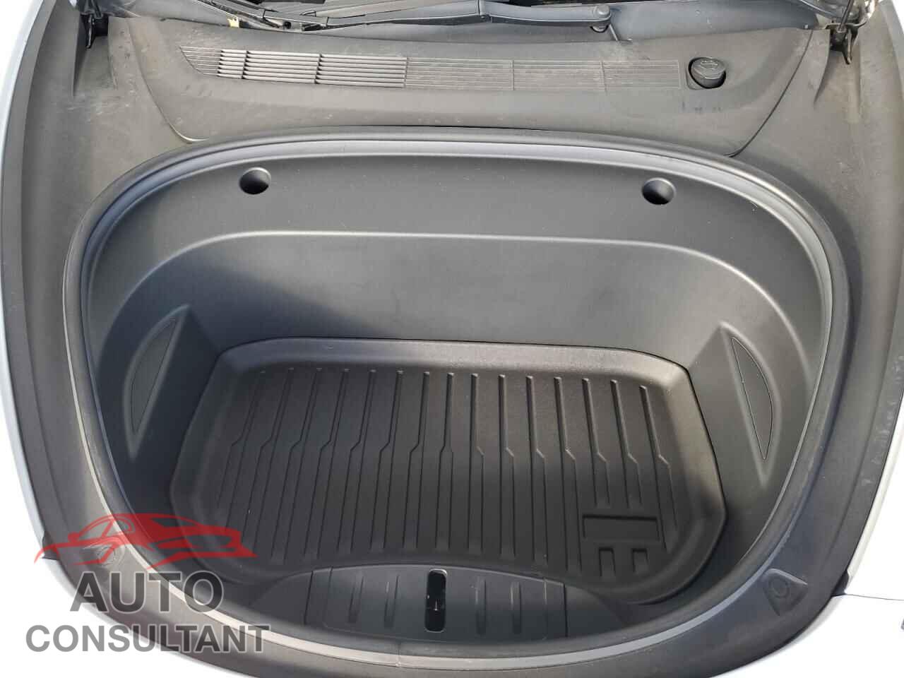 TESLA MODEL 3 2021 - 5YJ3E1EBXMF072717
