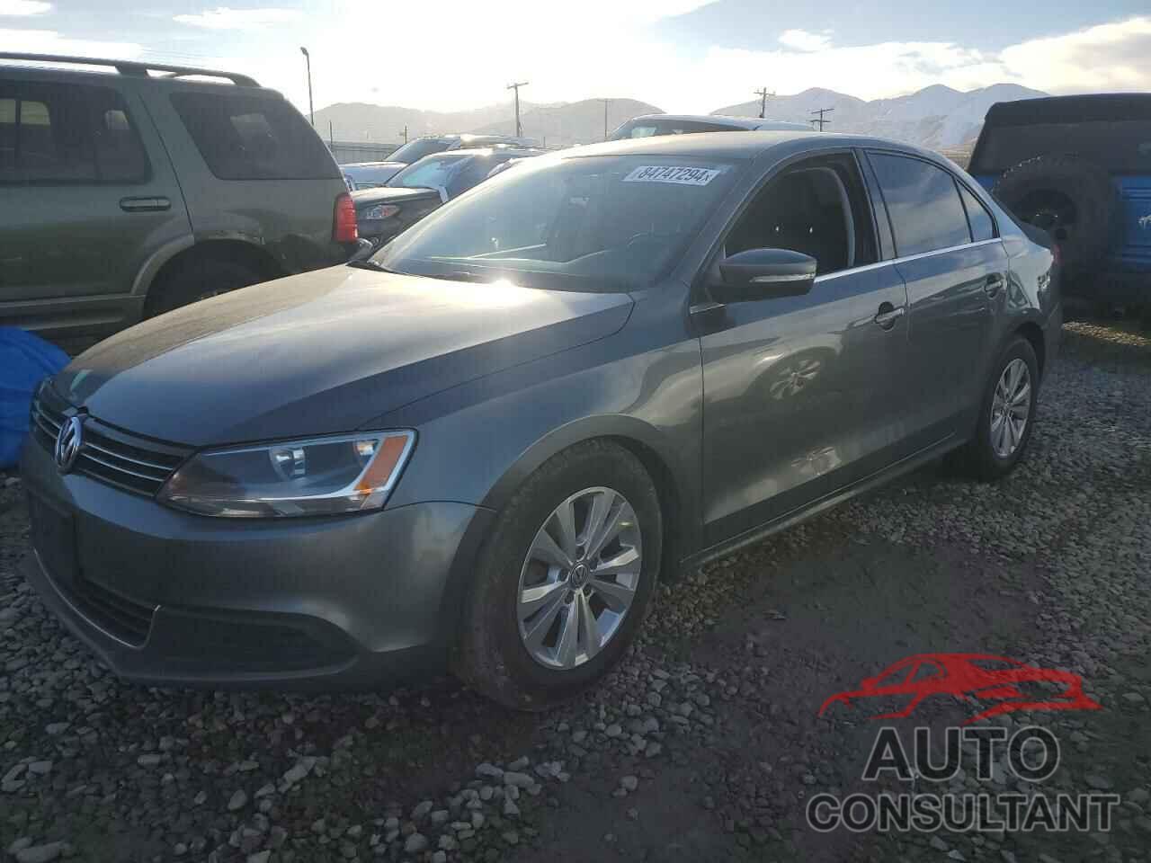 VOLKSWAGEN JETTA 2013 - 3VWDP7AJ8DM403110