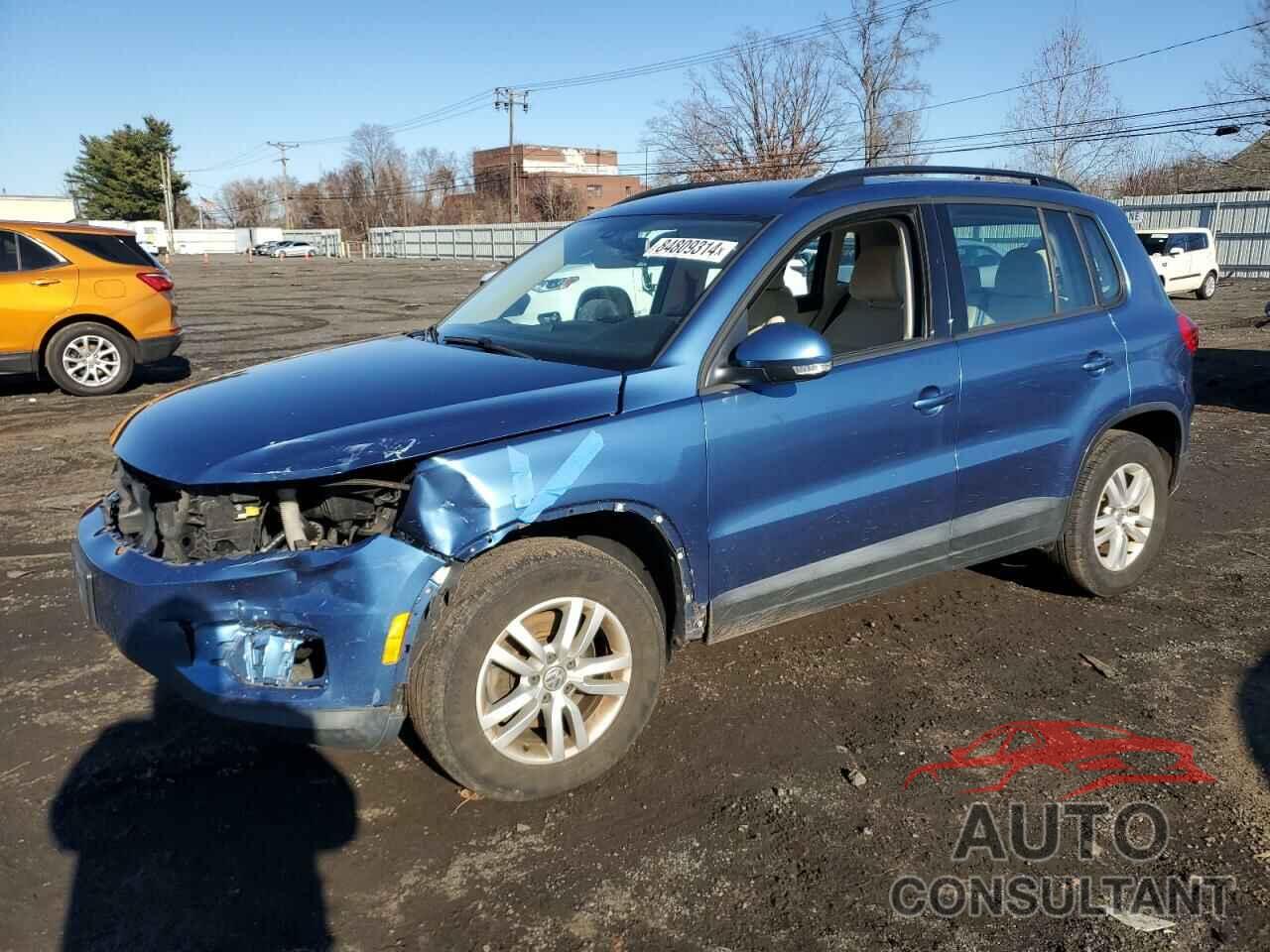 VOLKSWAGEN TIGUAN 2017 - WVGBV7AX2HW502298