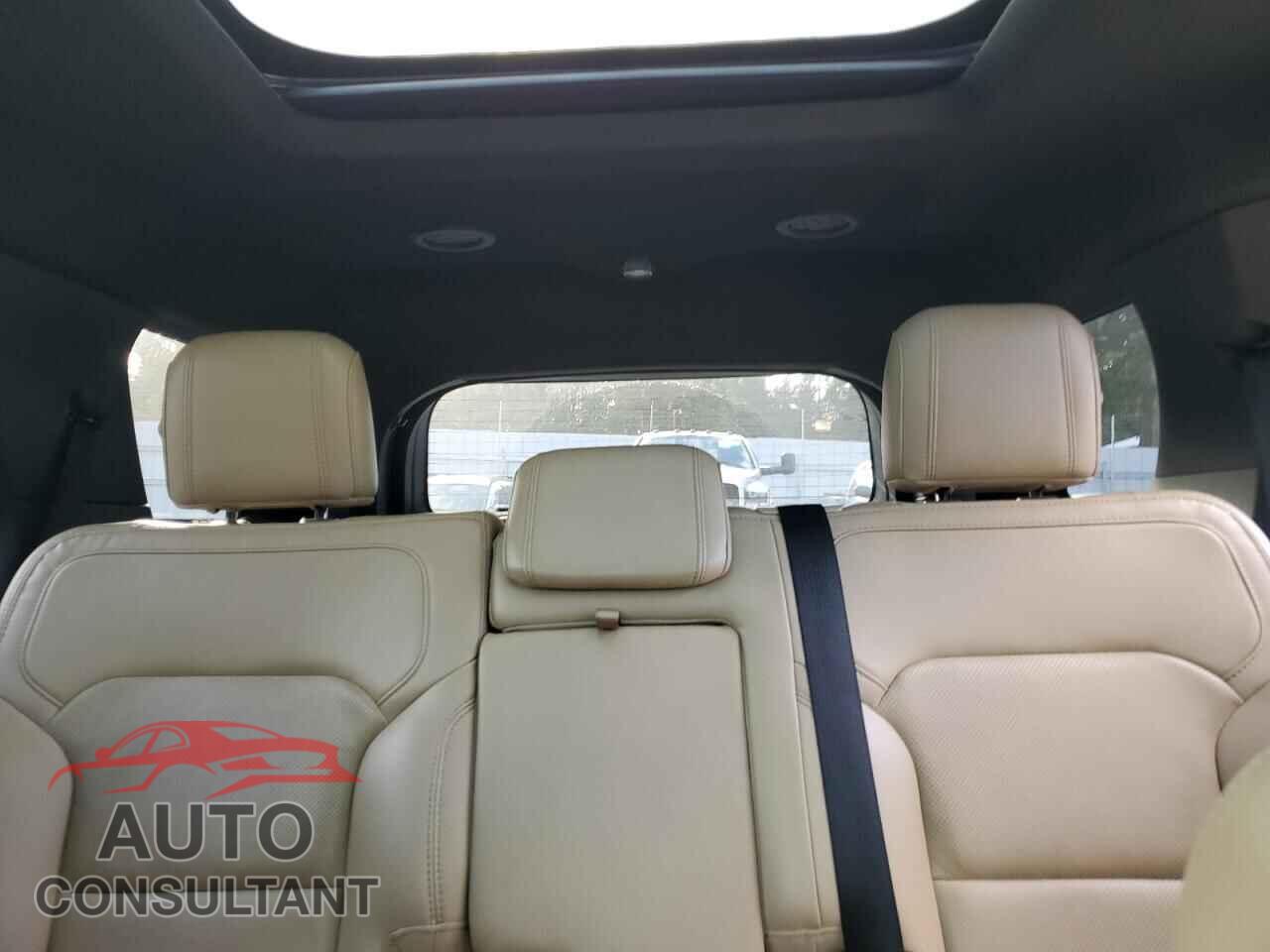 FORD EXPLORER 2017 - 1FM5K7F86HGB80850