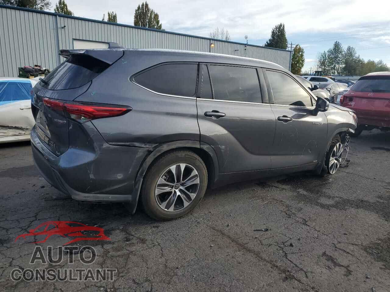 TOYOTA HIGHLANDER 2021 - 5TDGBRCH4MS533244