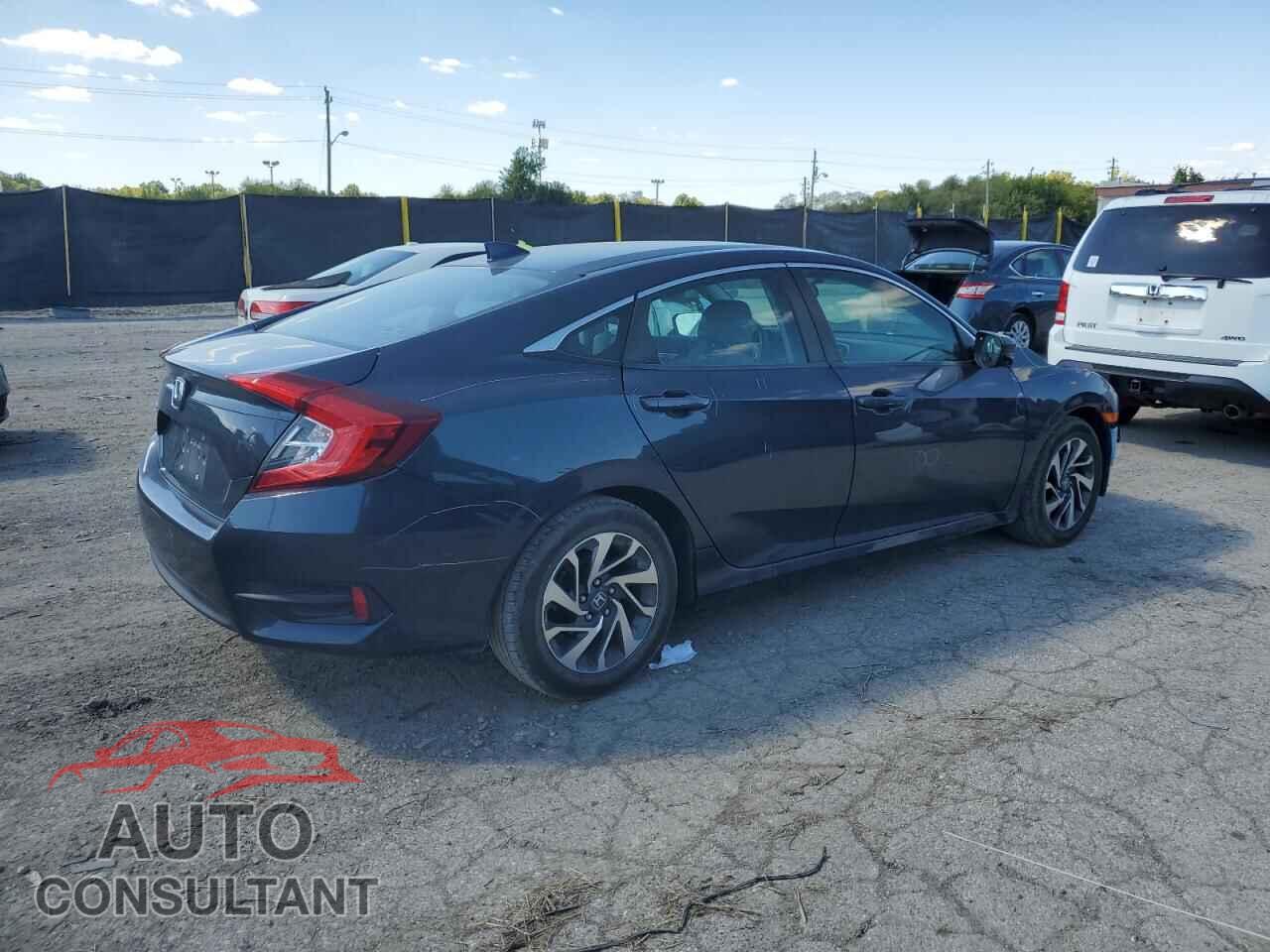 HONDA CIVIC 2018 - 19XFC2F73JE028465