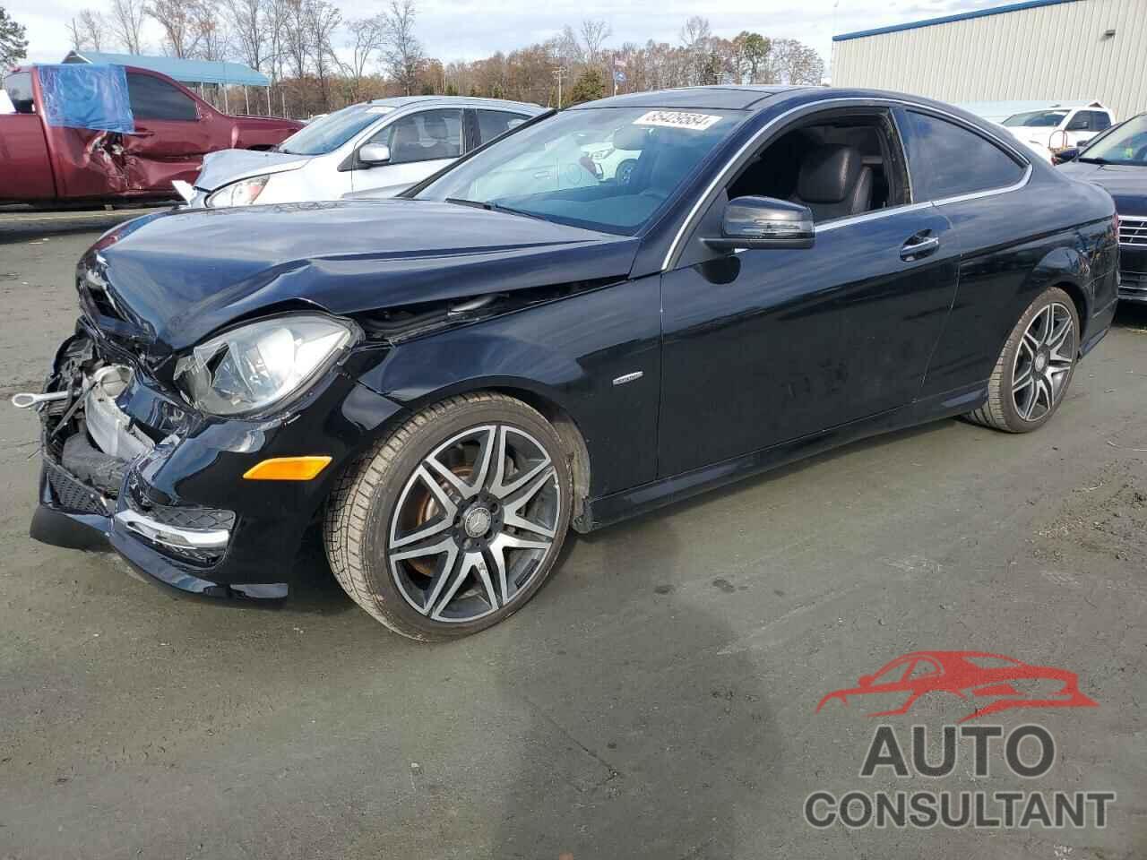MERCEDES-BENZ C-CLASS 2015 - WDDGJ4HB1FG369867