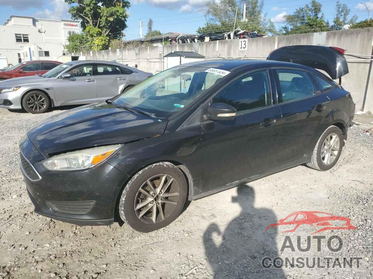 FORD FOCUS 2015 - 1FADP3F26FL205682