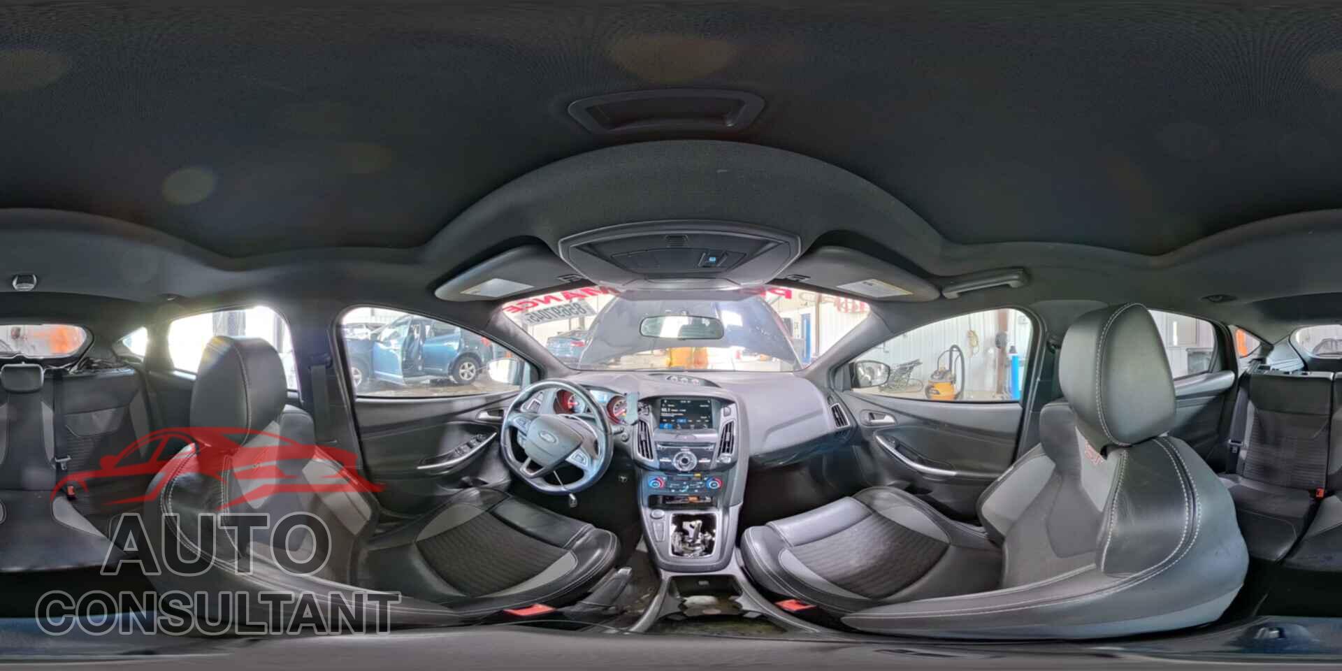 FORD FOCUS 2017 - 1FADP3L95HL339667