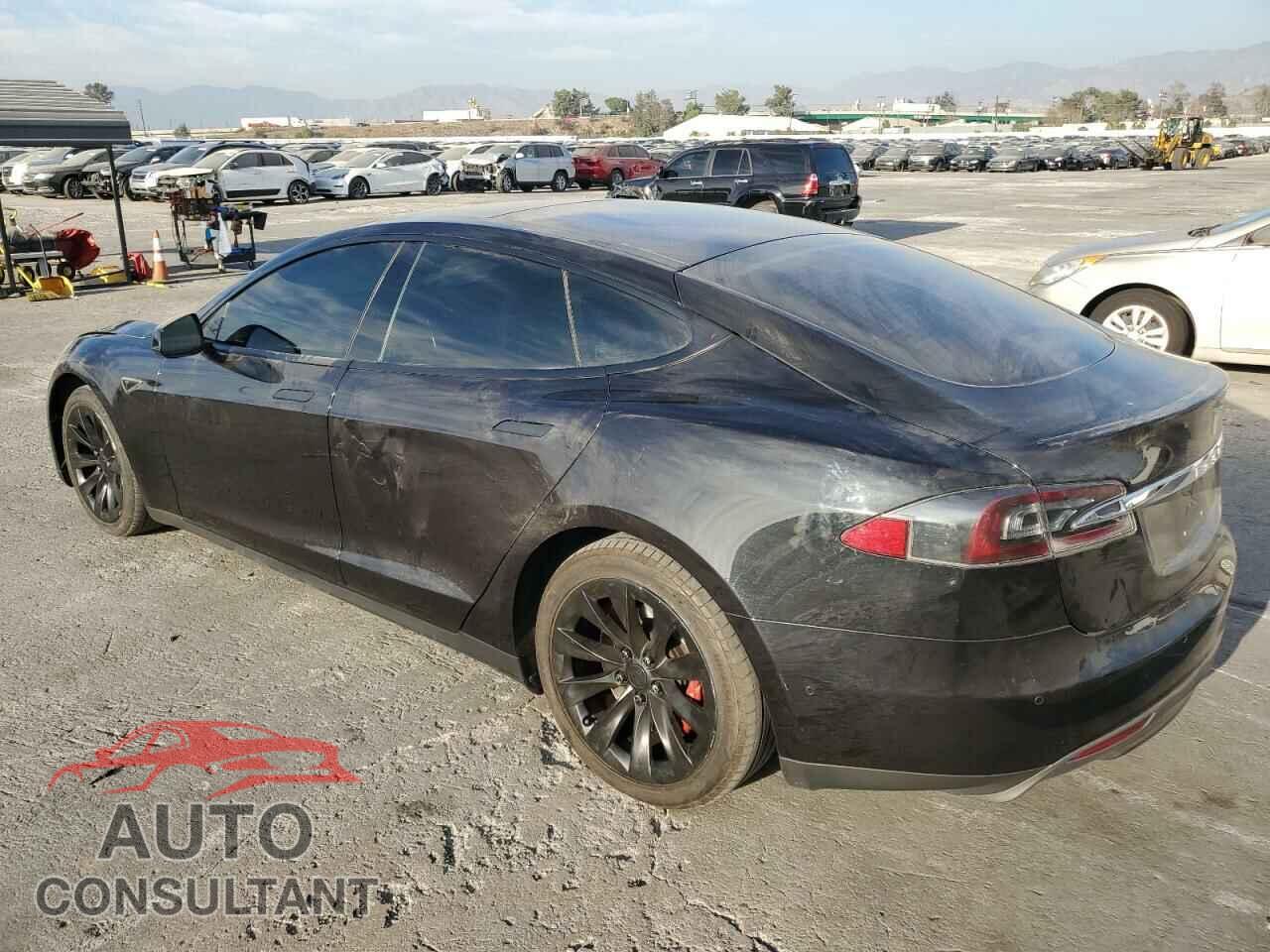 TESLA MODEL S 2016 - 5YJSA1E10GF133141