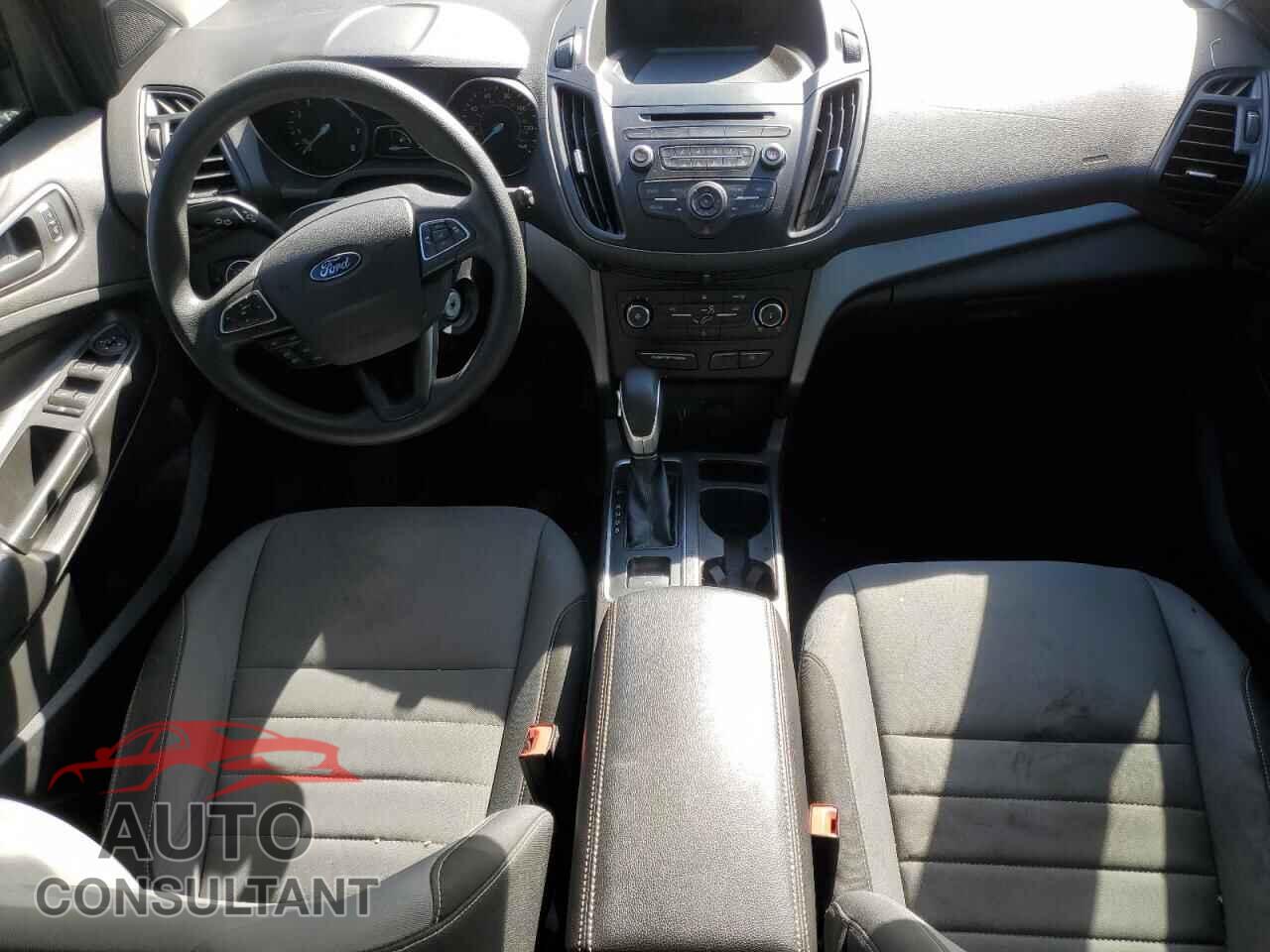 FORD ESCAPE 2017 - 1FMCU0F75HUA58028