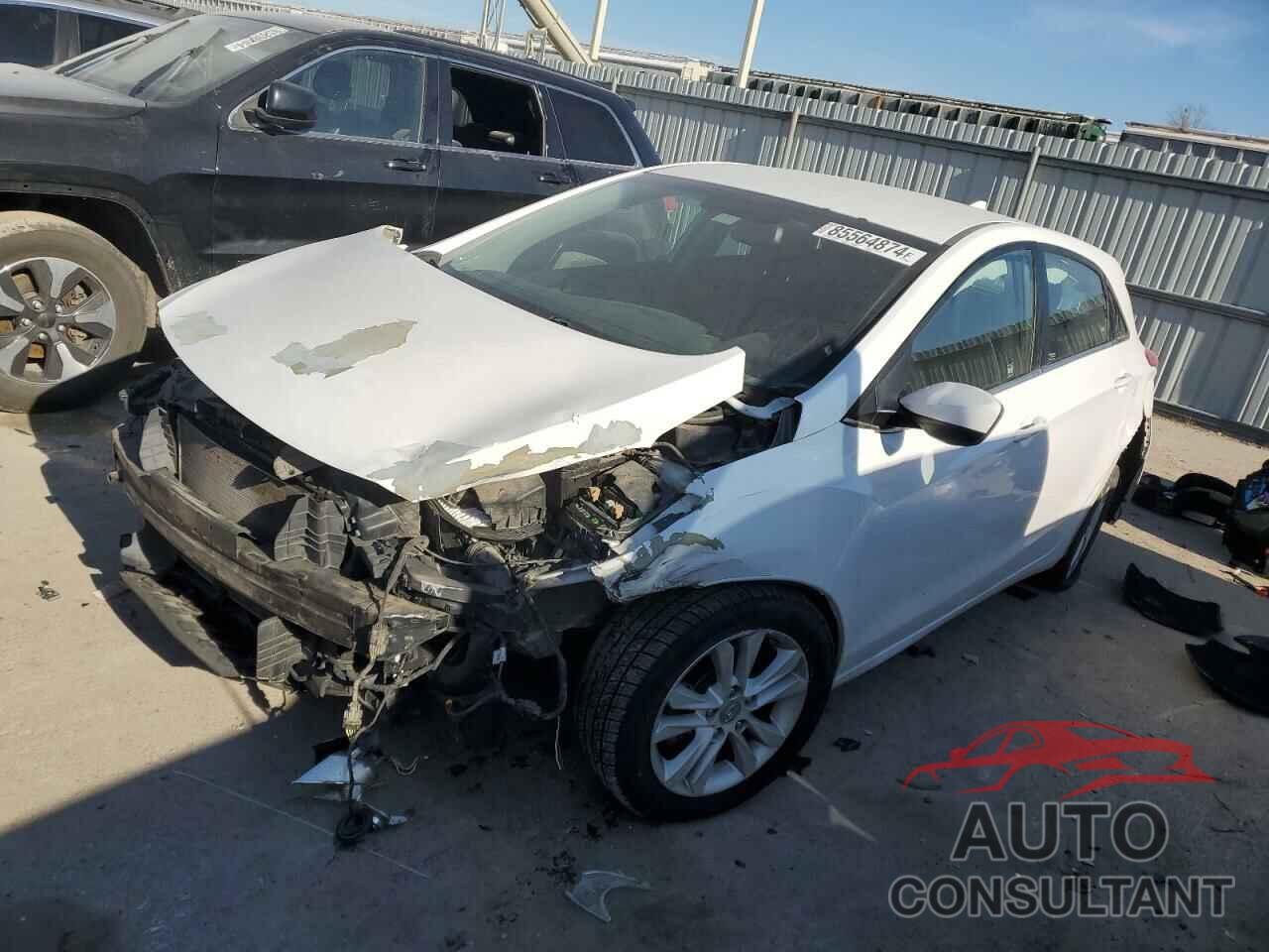 HYUNDAI ELANTRA 2013 - KMHD35LE2DU040667