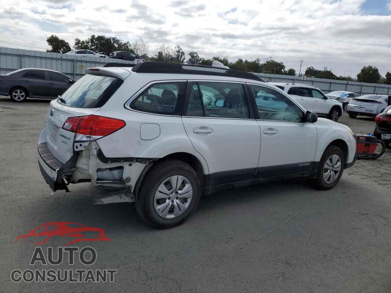SUBARU OUTBACK 2013 - 4S4BRBAC2D3217651