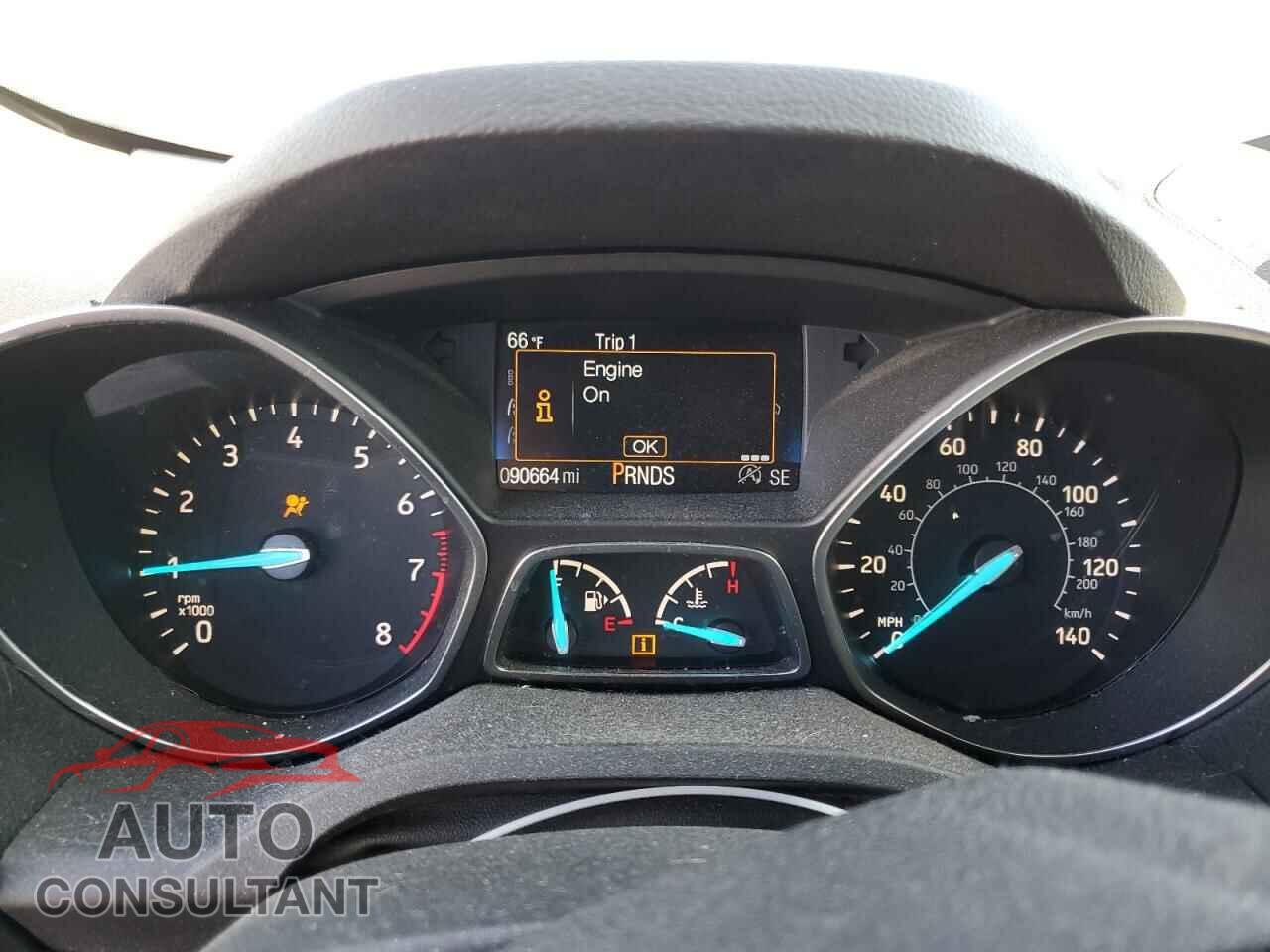 FORD ESCAPE 2017 - 1FMCU0GD0HUD09509