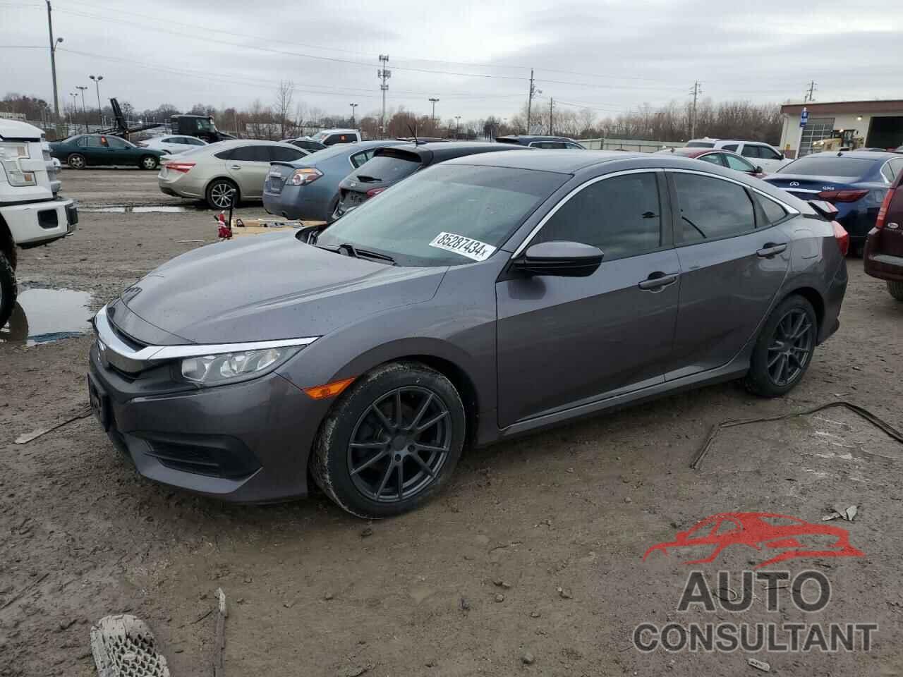 HONDA CIVIC 2018 - 19XFC2E55JE034557