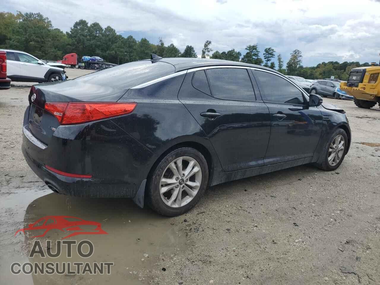KIA OPTIMA 2011 - KNAGN4A77B5095145
