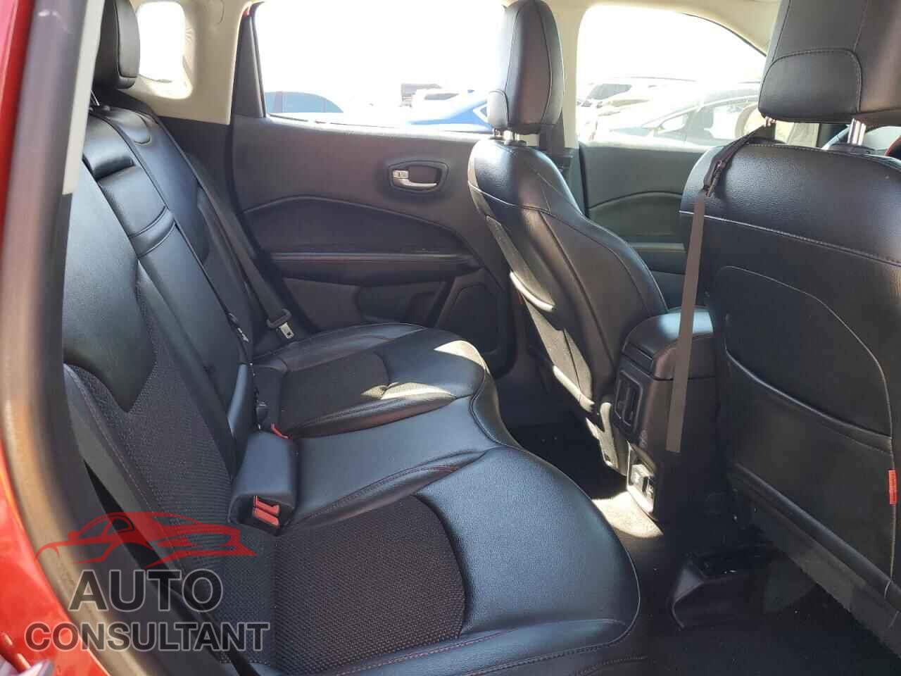JEEP COMPASS 2019 - 3C4NJDDB8KT660539