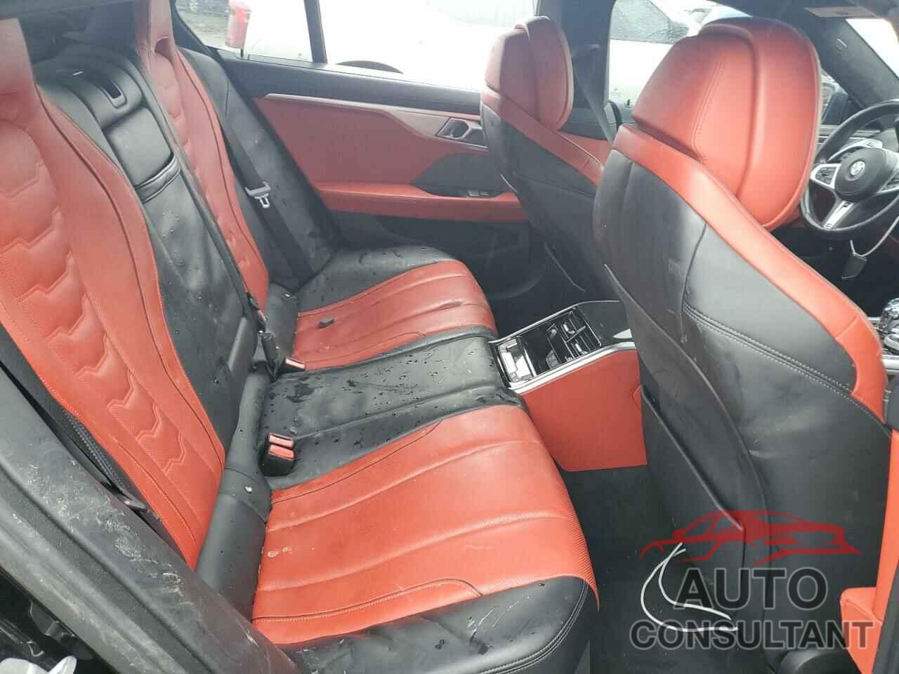 BMW M8 2022 - WBAGV8C0XNCH63529