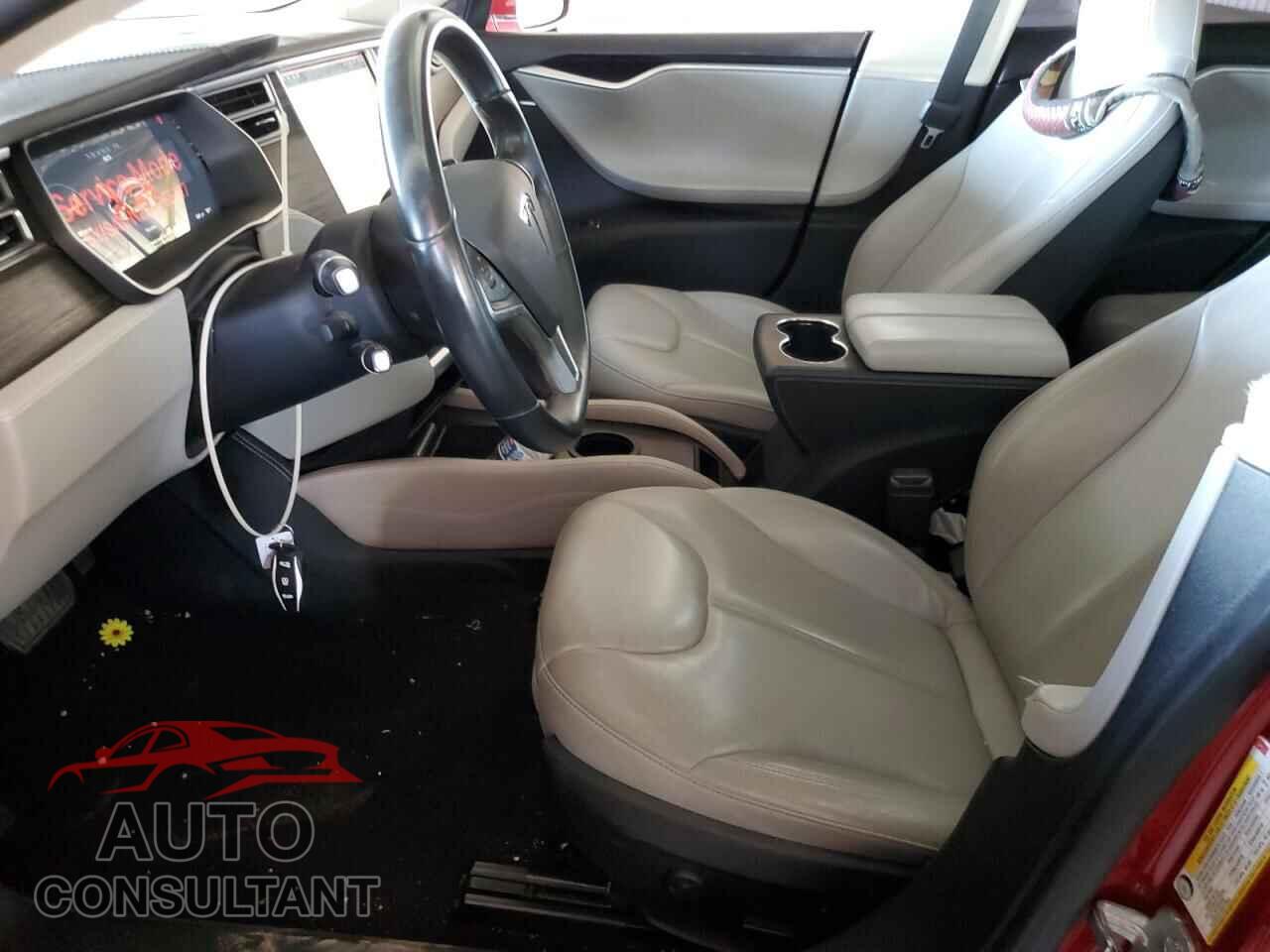 TESLA MODEL 3 2014 - 5YJSA1H12EFP55717