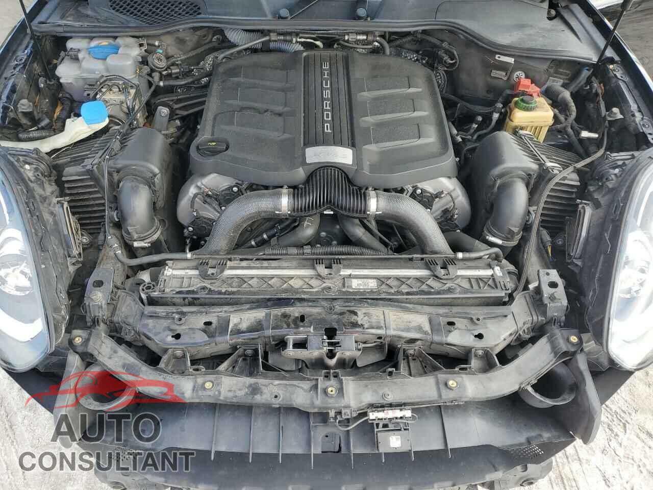 PORSCHE CAYENNE 2017 - WP1AB2A27HLA52096