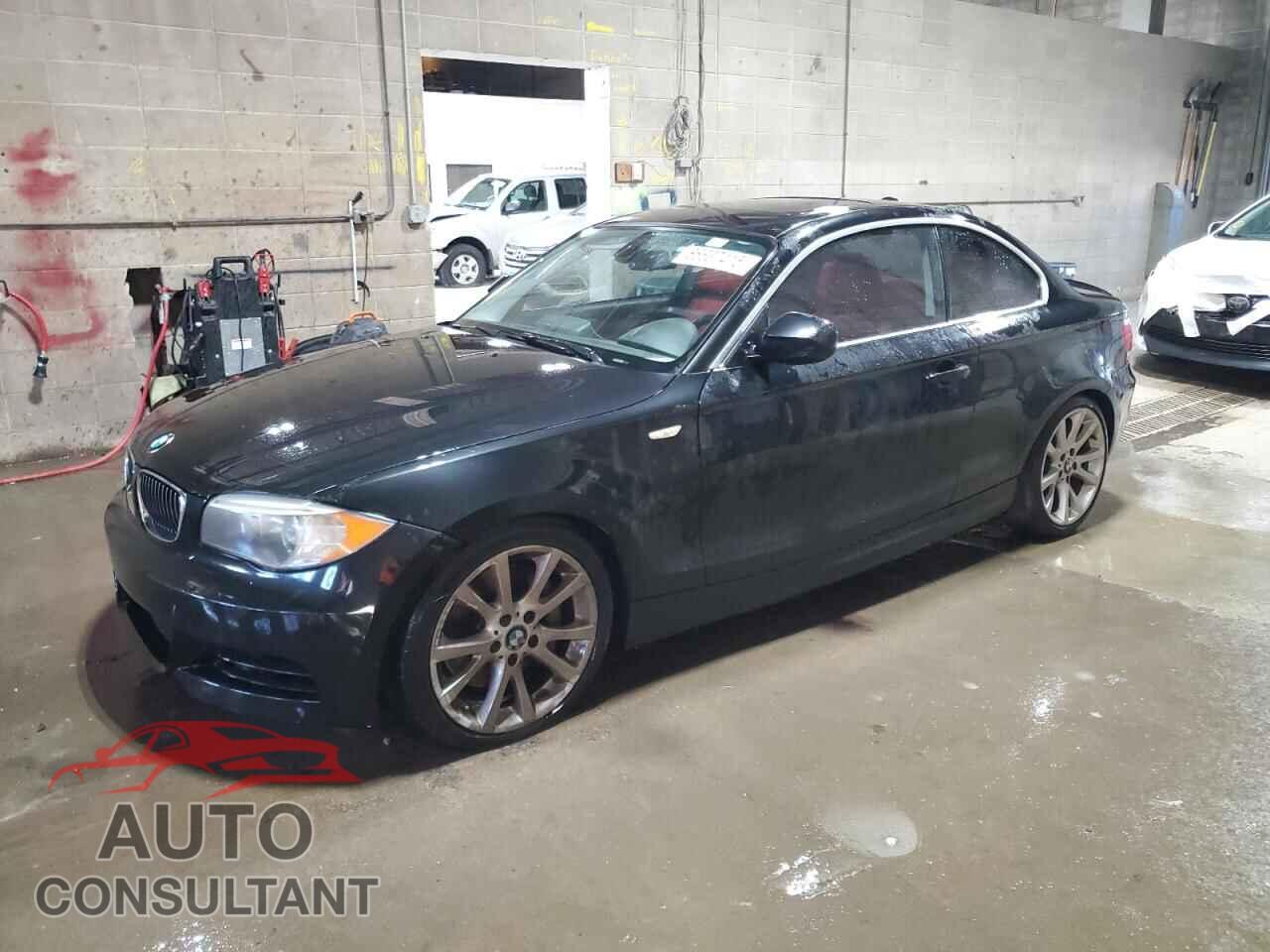 BMW 1 SERIES 2012 - WBAUC9C56CVM13260