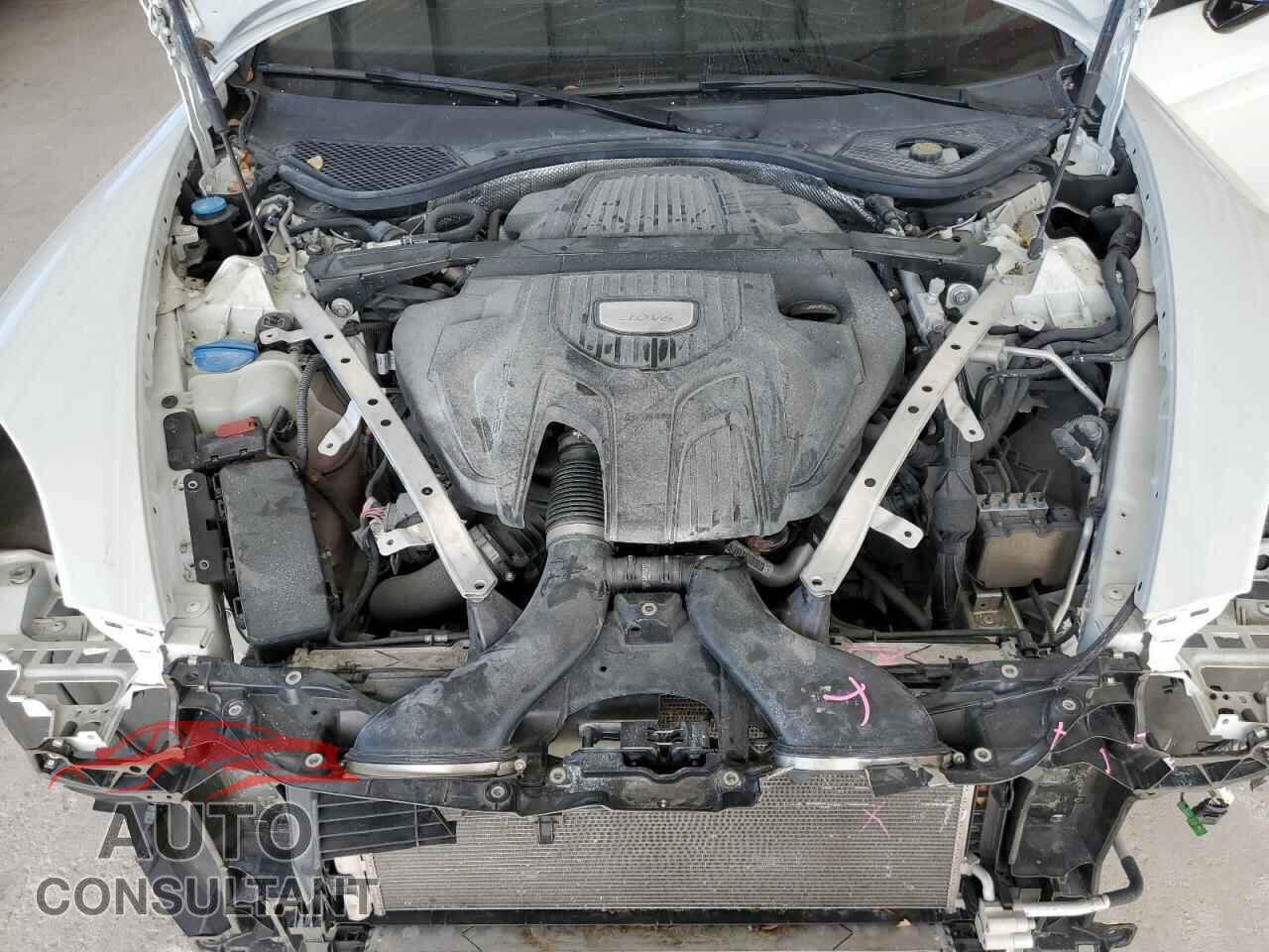 PORSCHE PANAMERA 2019 - WP0AA2A7XKL101394