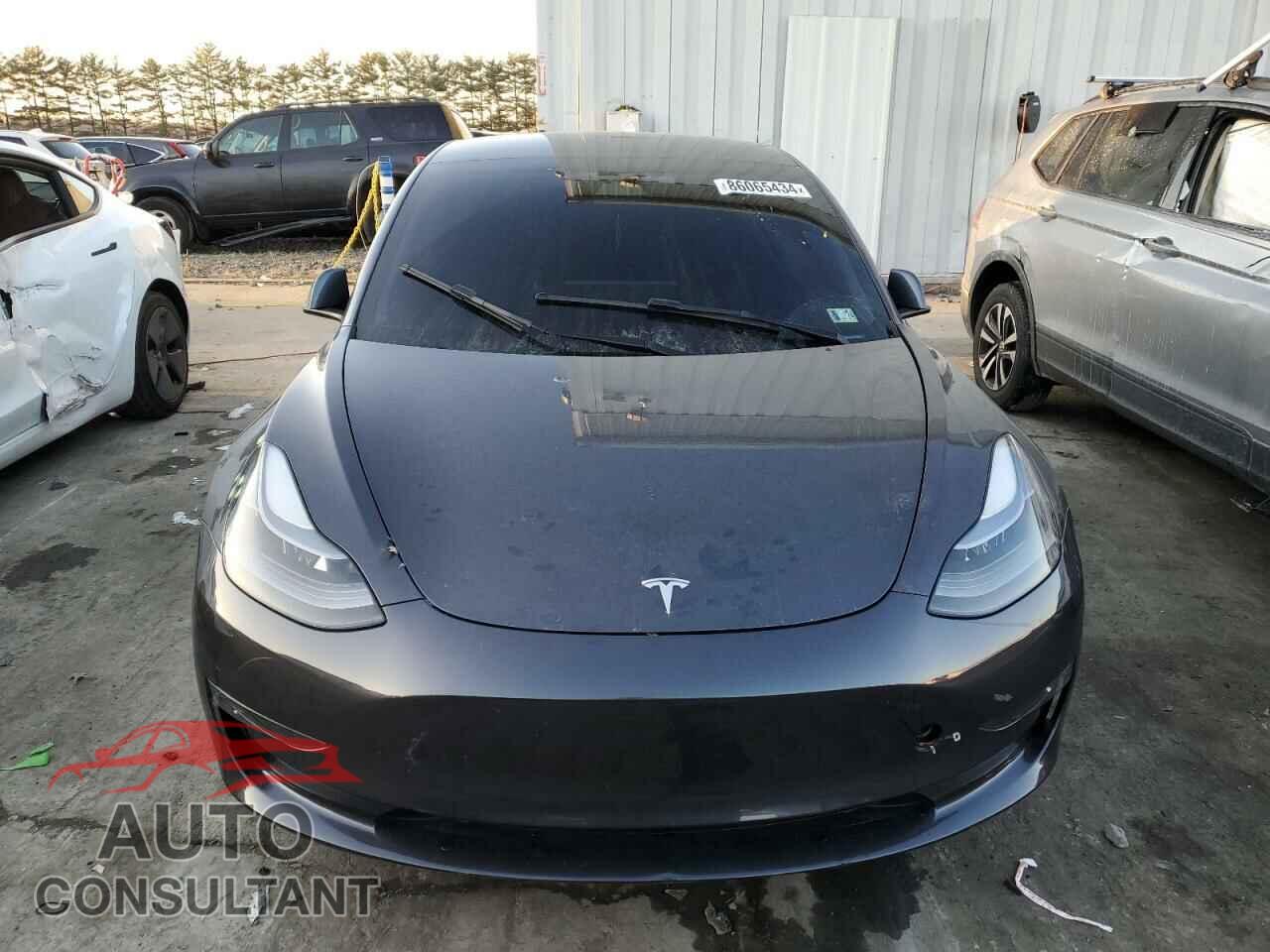 TESLA MODEL 3 2023 - 5YJ3E1EC1PF558636