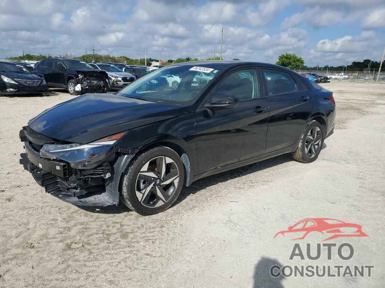 HYUNDAI ELANTRA 2023 - KMHLS4AG6PU617329