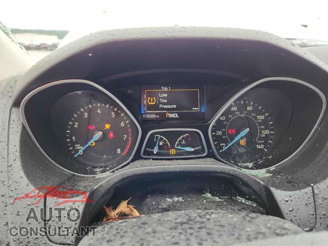 FORD FOCUS 2018 - 1FADP3E29JL201541