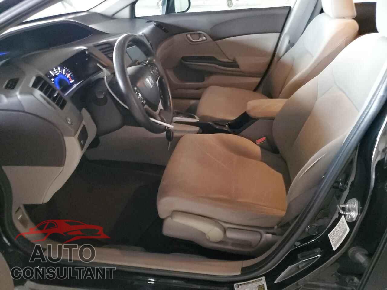 HONDA CIVIC 2012 - 19XFB2F50CE379094