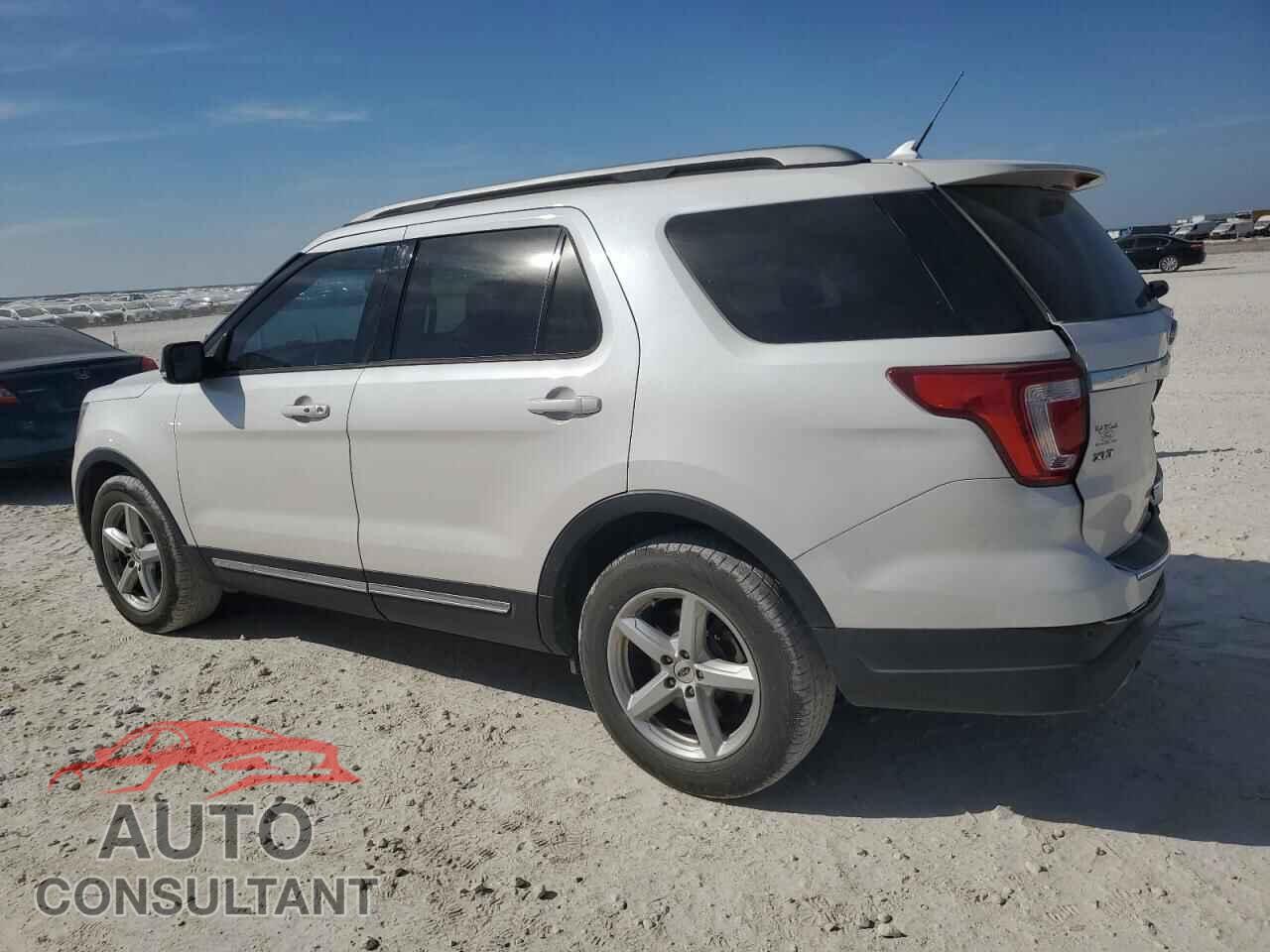FORD EXPLORER 2018 - 1FM5K7D82JGA41694